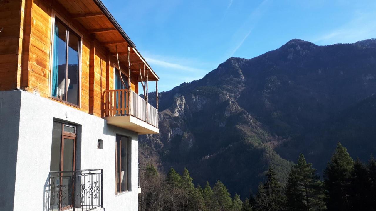 Hotel Khulo Lnn Zewnętrze zdjęcie